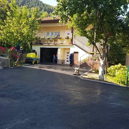 Azra * Visoko