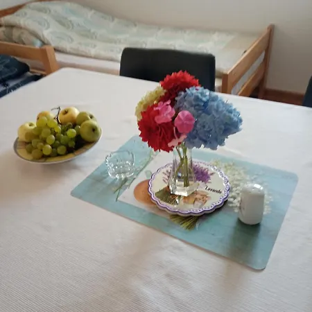 アパート Azra ヴィソコ